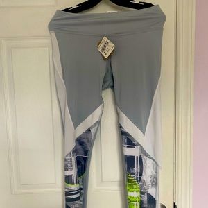 Reebok leggings, size M, new